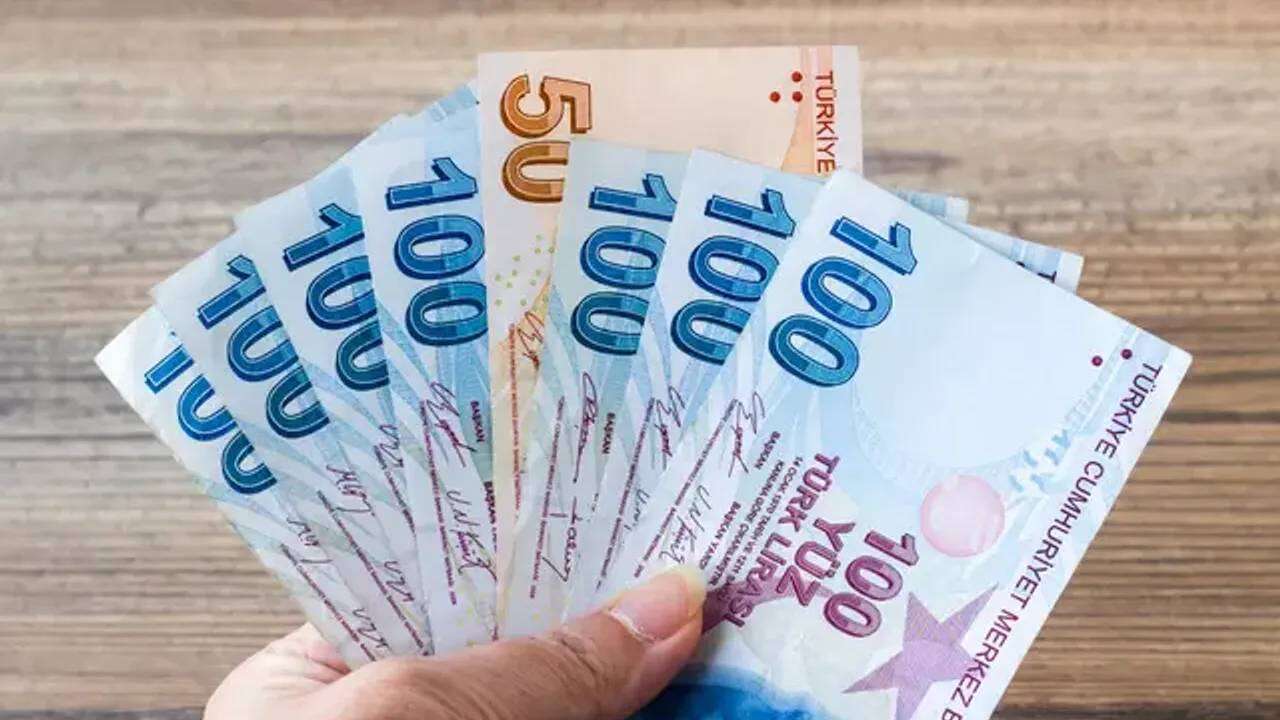 1999-2008 arası sigorta girişi olan SSK ve Bağ-Kur çalışanları dikkat: EYT sonrası kademeli emeklilik geliyor, 5 yıl eklenecek! 3